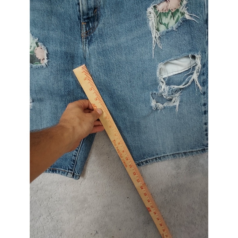 Levis Jean Shorts Mens 30 569 Loose Fit Denim Jorts Distressed Destroyed Blue - Picture 11 of 12